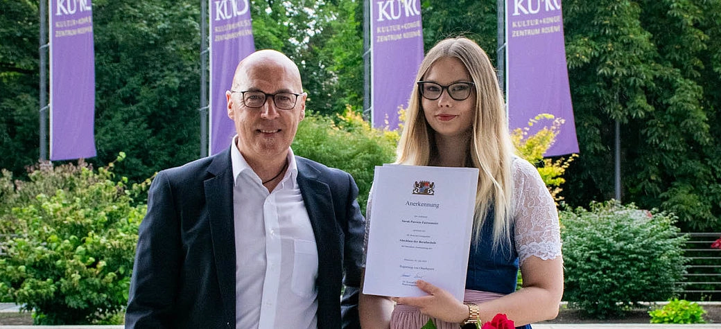 Staatspreis für Azubine der CSA Rosenheim