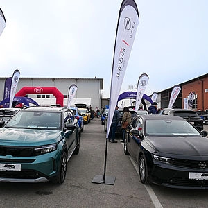 Peugeot und Opel bei Kirchweihausstellung 2025