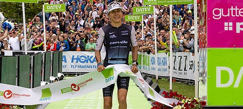 Anne Haug Zieleinlauf Challenge Roth