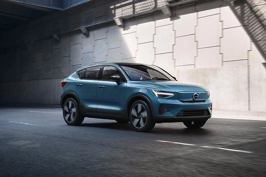 Der Volvo C40 in Blau