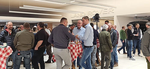 Premium Cars Land Rover Live Jagen