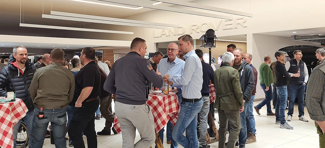 Premium Cars Land Rover Live Jagen