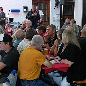 Gäste Reifenparty