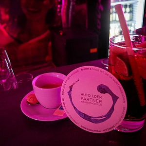 Nahaufnahme von zwei Getränken