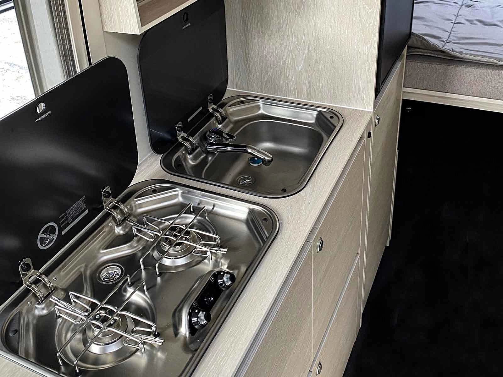 Kochbereich im Peugeot Tourne